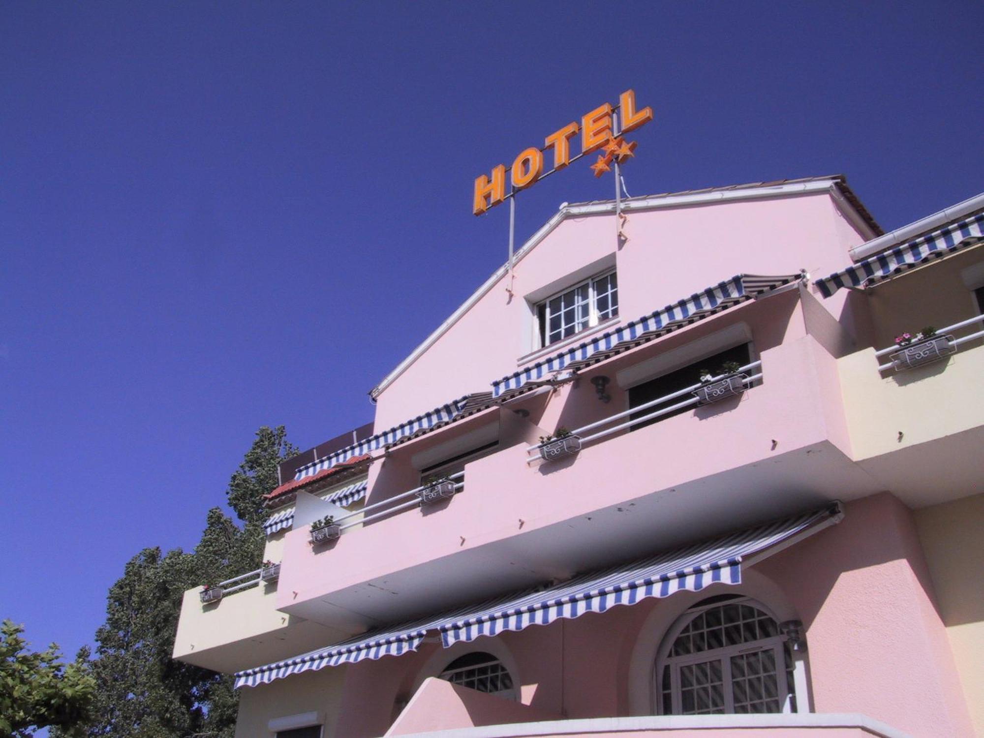 Logis Hotel L'Esterella Saint-Raphael  Exterior photo